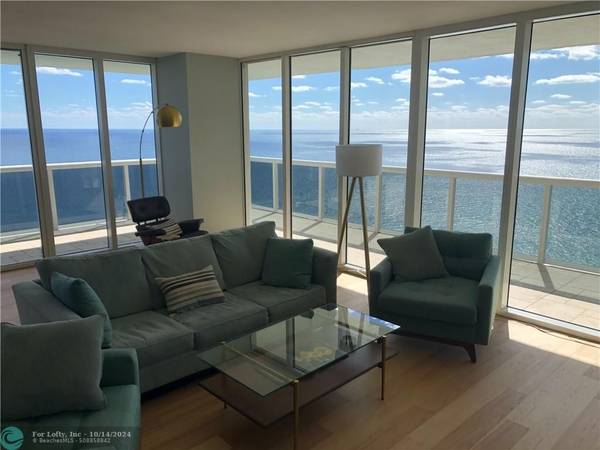 Hallandale Beach, FL 33009,1830 S OCEAN DR  #3502