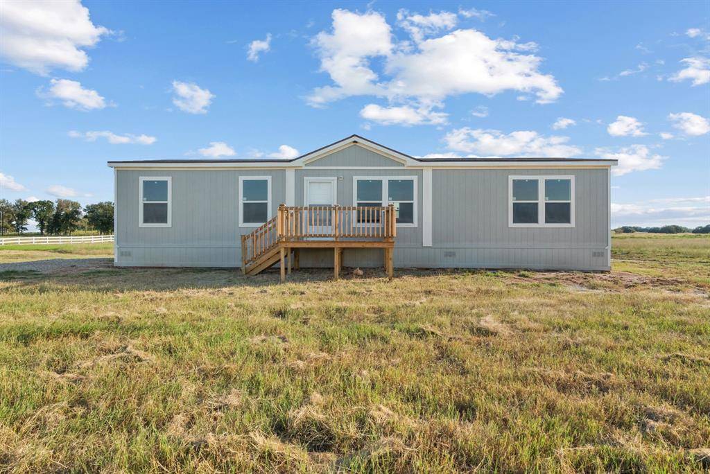 Lipan, TX 76462,207 Homestead Court