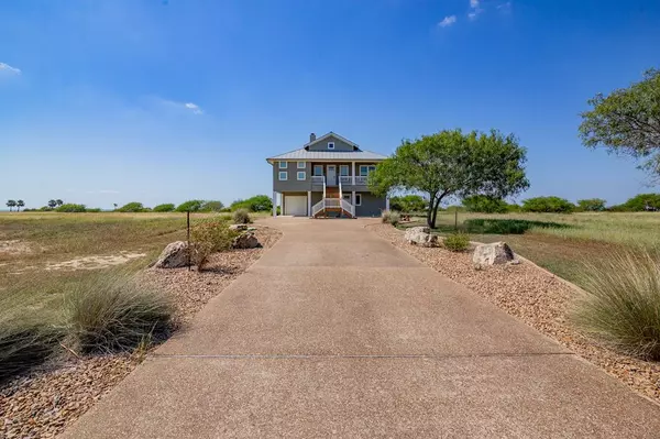 342 Bay Club Drive, Seadrift, TX 77983