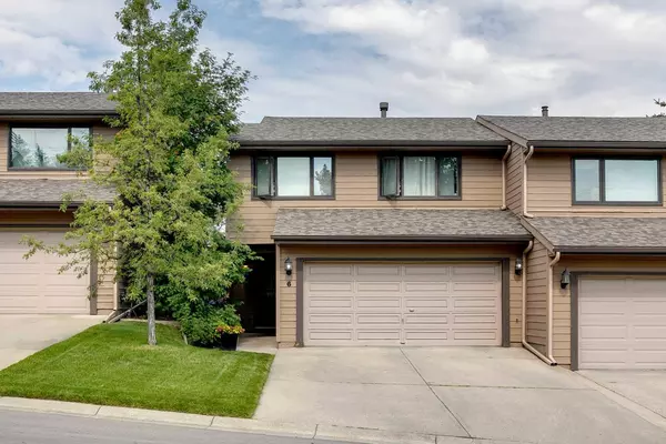 Calgary, AB T3H1C4,6 Coach Manor Rise SW