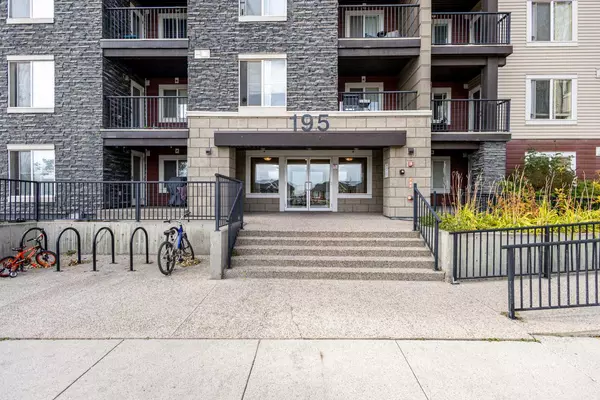 Calgary, AB T3R 0S3,195 Kincora Glen RD NW #124