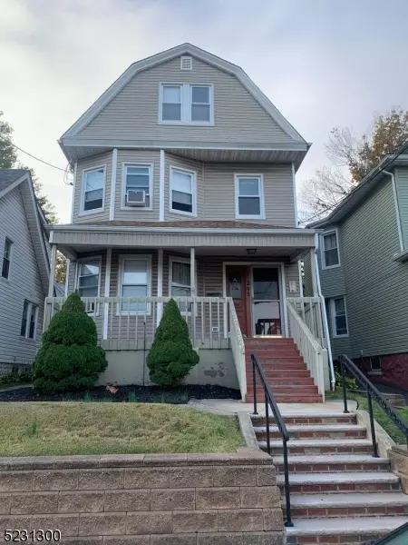 295 Elm St, Kearny Town, NJ 07032