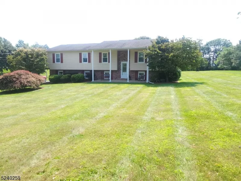 14 Price Rd, Frankford Twp., NJ 07822