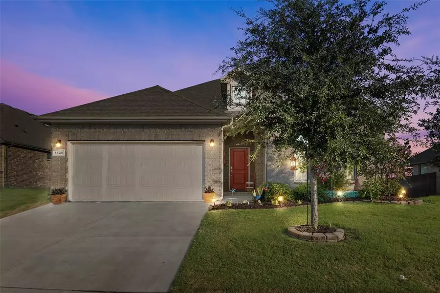 1428 Seabiscuit Drive, Granbury, TX 76049