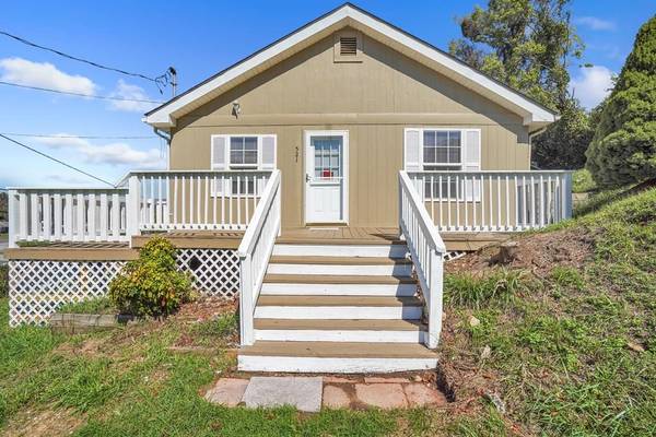 521 Pierce Avenue, Pulaski, VA 24301