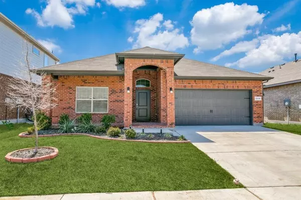 1136 Napier Way, Fort Worth, TX 76247