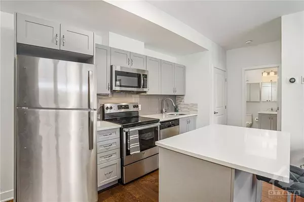 Ottawa, ON K1V 2S1,315 TERRAVITA Private #L02