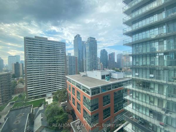 45 Charles ST E #1602, Toronto C08, ON M4Y 0B8