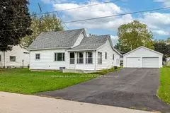 38 York ST W,  Chatham-kent,  ON N0P 2C0