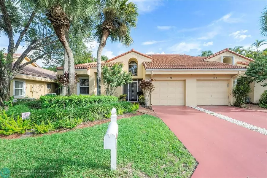 11128 Rios Rd, Boca Raton, FL 33498