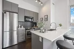 Richmond Hill, ON L4C 1V4,9471 Yonge ST #341