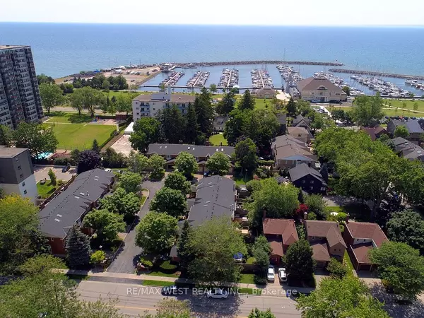 Oakville, ON L6L 1C1,2244 Marine DR #2244