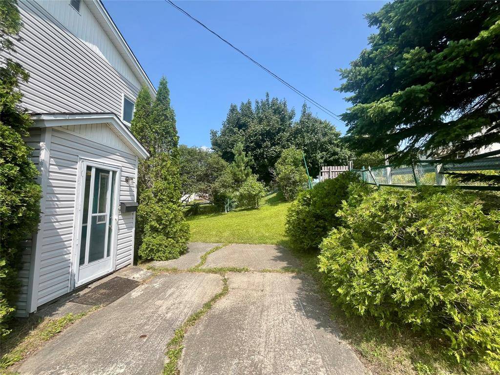 Corner Brook, NL A2H 1N9,1 Cooks Avenue