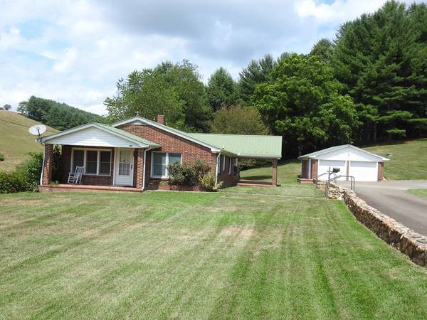 107 Birchwood Lane, Galax, VA 24333