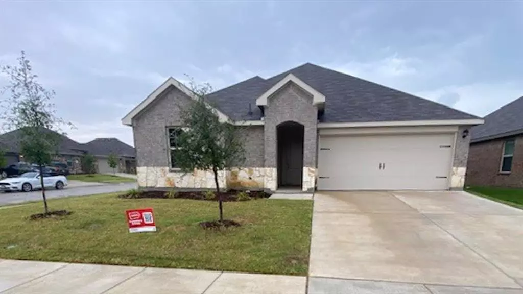 1206 Baldwin Lane, Ennis, TX 75119