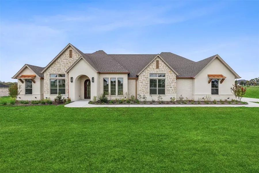 1005 Deer Island Court, Azle, TX 76020