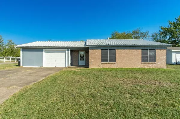 50001 Del Ra Drive, Greenville, TX 75402