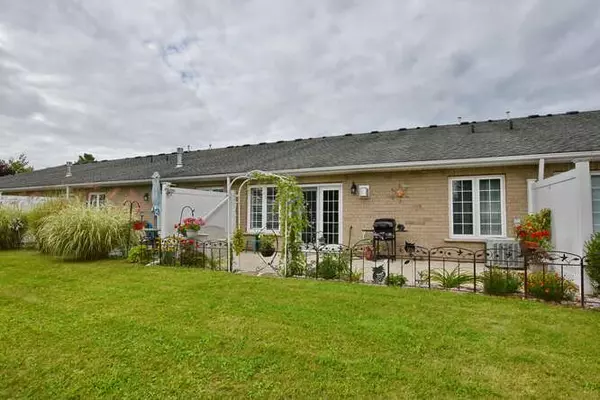 Wasaga Beach, ON L9Z 0A4,138 Meadow LN