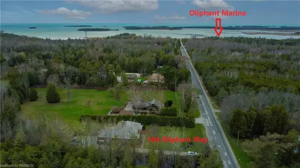 South Bruce Peninsula, ON N0H 2T0,104 Oliphant WAY