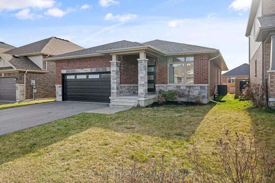 53 STONECREST BLVD, Quinte West, ON K8R 0A5