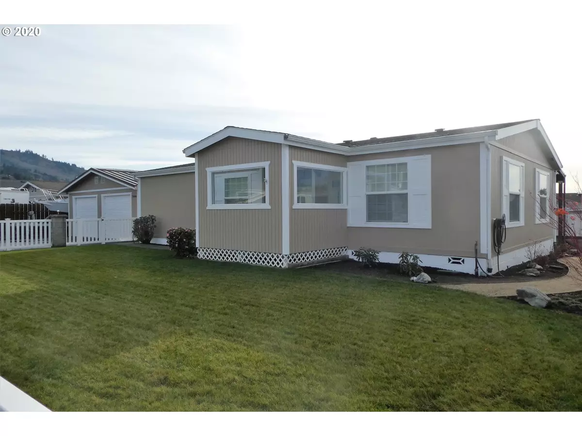 Brookings, OR 97415,98080 GLAZEBROOK PL