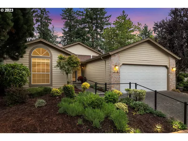 2715 SE SPYGLASS DR, Vancouver, WA 98683