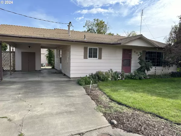 904 WARD ST, Milton Freewater, OR 97862