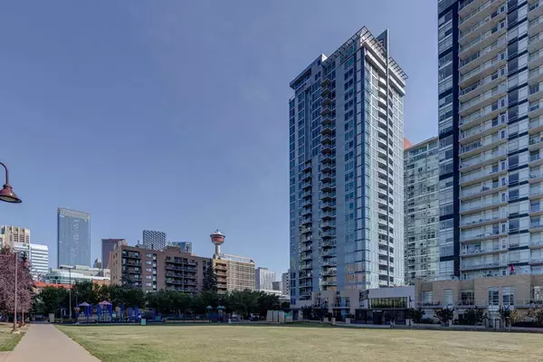 215 13 AVE SW #2106,  Calgary,  AB T2R 0V6