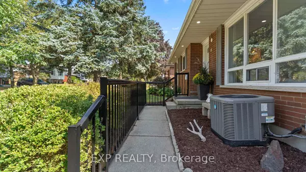 6 GENEVIVE CRES, London, ON N5Y 4A8