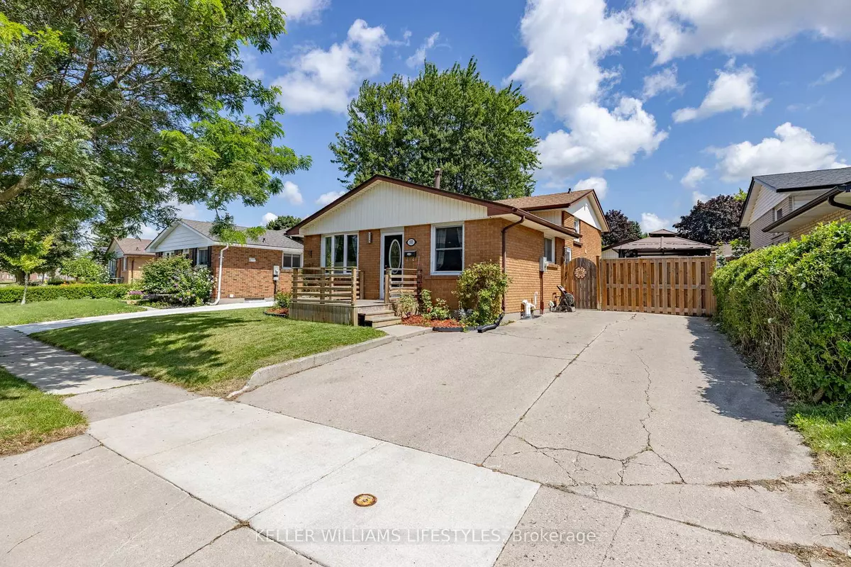 London, ON N5V 1J3,335 Admiral DR