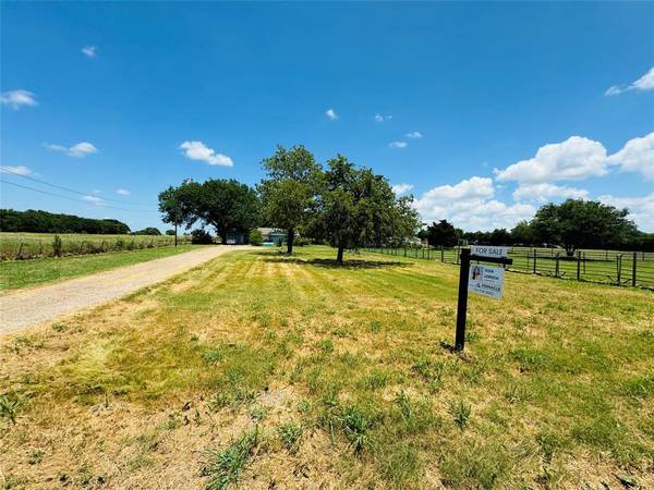 410 Pritchett Road, Red Oak, TX 75154