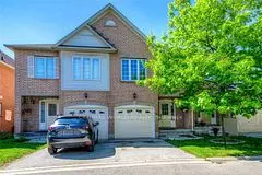 Oakville, ON L6M 4M7,1489 Heritage WAY #80