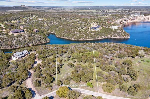 1021 Lakeside Lane,  Graford,  TX 76449