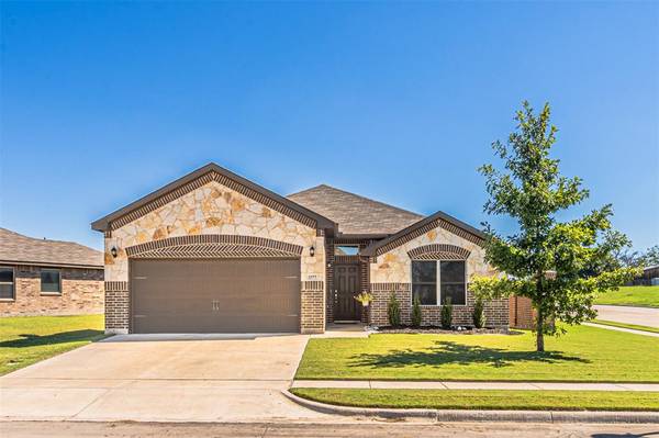 2577 Old Buck Drive, Weatherford, TX 76087