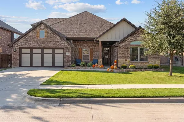 716 Paintbrush Court, Aledo, TX 76008