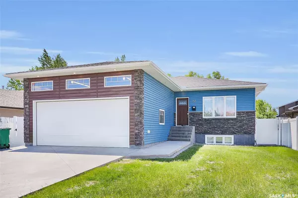 Moose Jaw, SK S6J 1H5,158 Wood Lily DRIVE