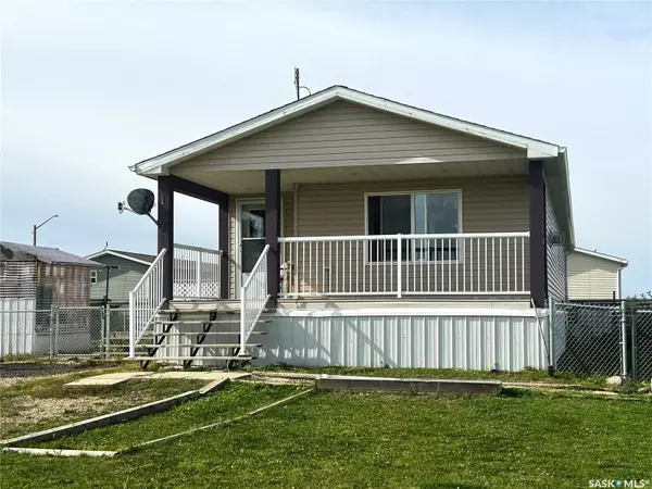 187 Robinson AVENUE, Macoun, SK S0C 1P0