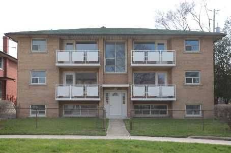 149 Alderbrae AVE #4, Toronto W06, ON M8W 4K2