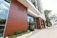 Toronto C02, ON M4V 0A5,223 St Clair AVE W #716