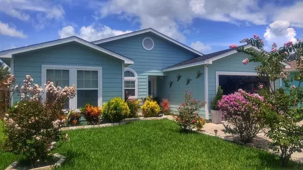 103 Breezy, Rockport, TX 78382