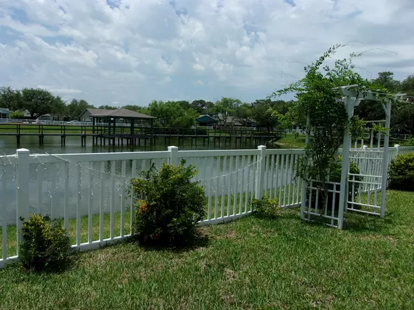 Rockport, TX 78382,103 Breezy