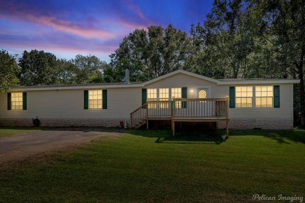 8855 Adams Road, Keithville, LA 71047