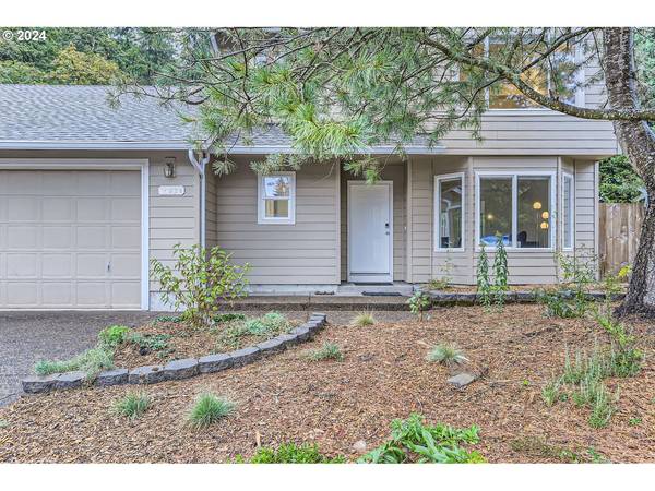 Portland, OR 97236,16733 SE POWELL VIEW CT