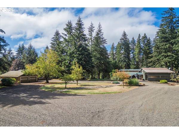 20900 NE STRAWBERRY FLATS LN, Scotts Mills, OR 97375