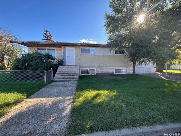 1291 111th STREET, North Battleford, SK S9A 2K5