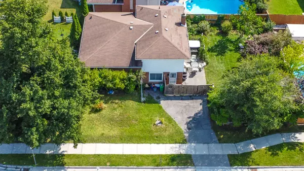 Peterborough, ON K9J 1K1,572 Saugeen CRES