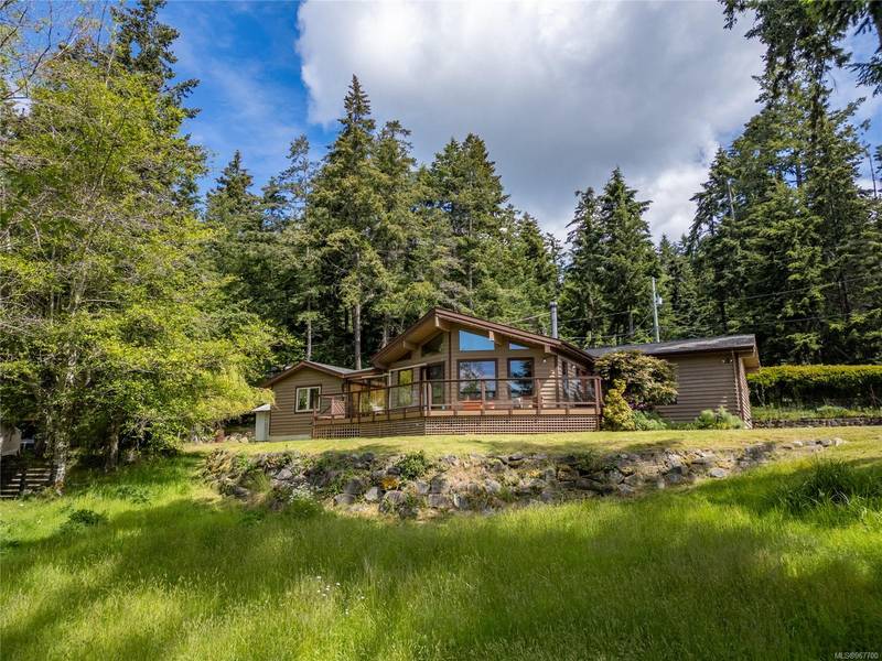 2705 Brigadoon Cres, Pender Island, BC V0N 2M2