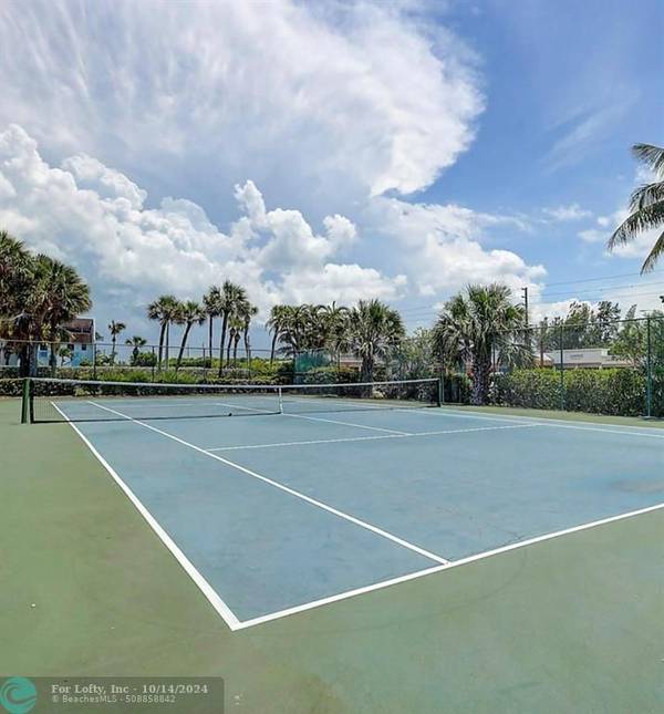 Jensen Beach, FL 34957,10980 S Ocean Dr.  #612