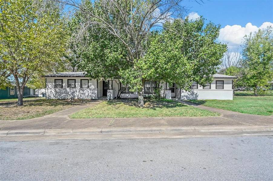 58 Pershing Drive, Denison, TX 75020