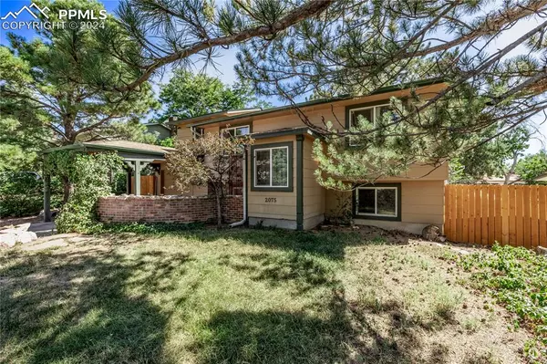 Colorado Springs, CO 80915,2075 Poteae CIR